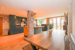 Photo 22- click for photo gallery